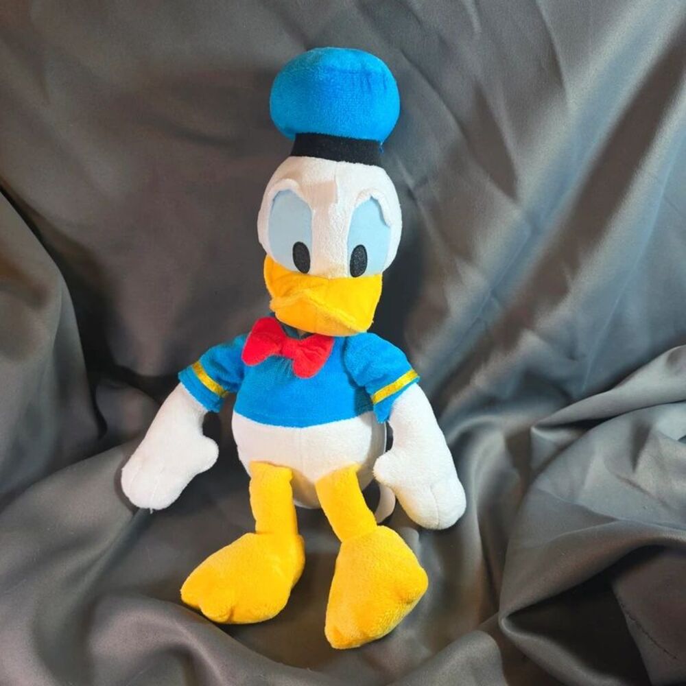 Disney Donald Duck Plush 16 Inch Just Play Stuffed Animal